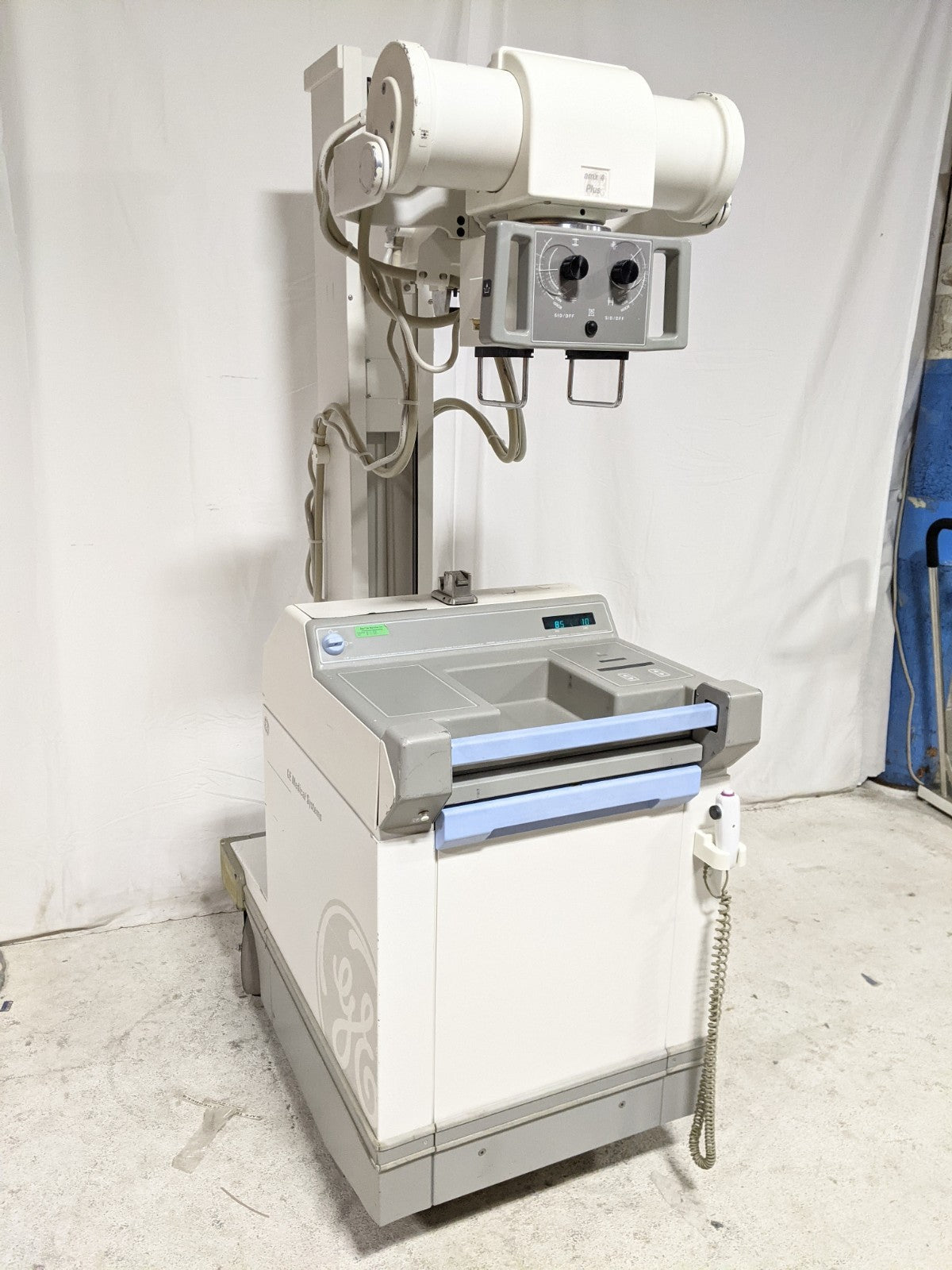 GE AMX 4 Plus AMX4+ Portable | MFG 2008