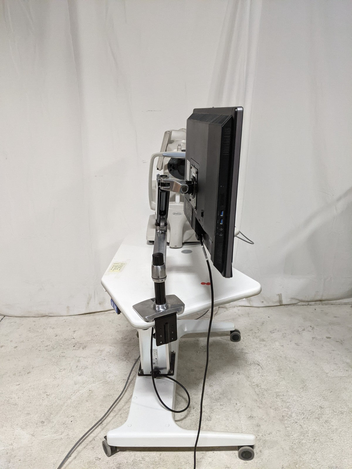 Topcon TRC-NW400 Non-Mydriatic Retinal Camera w/ HP EliteOne 800 G1 Touch PC