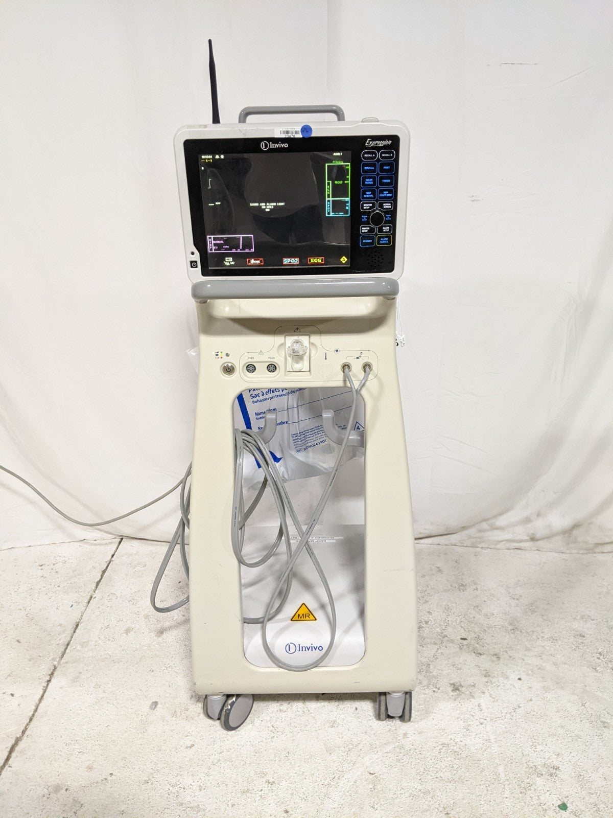 Invivo Expression 865214 MRI Monitor w/ Power Cord