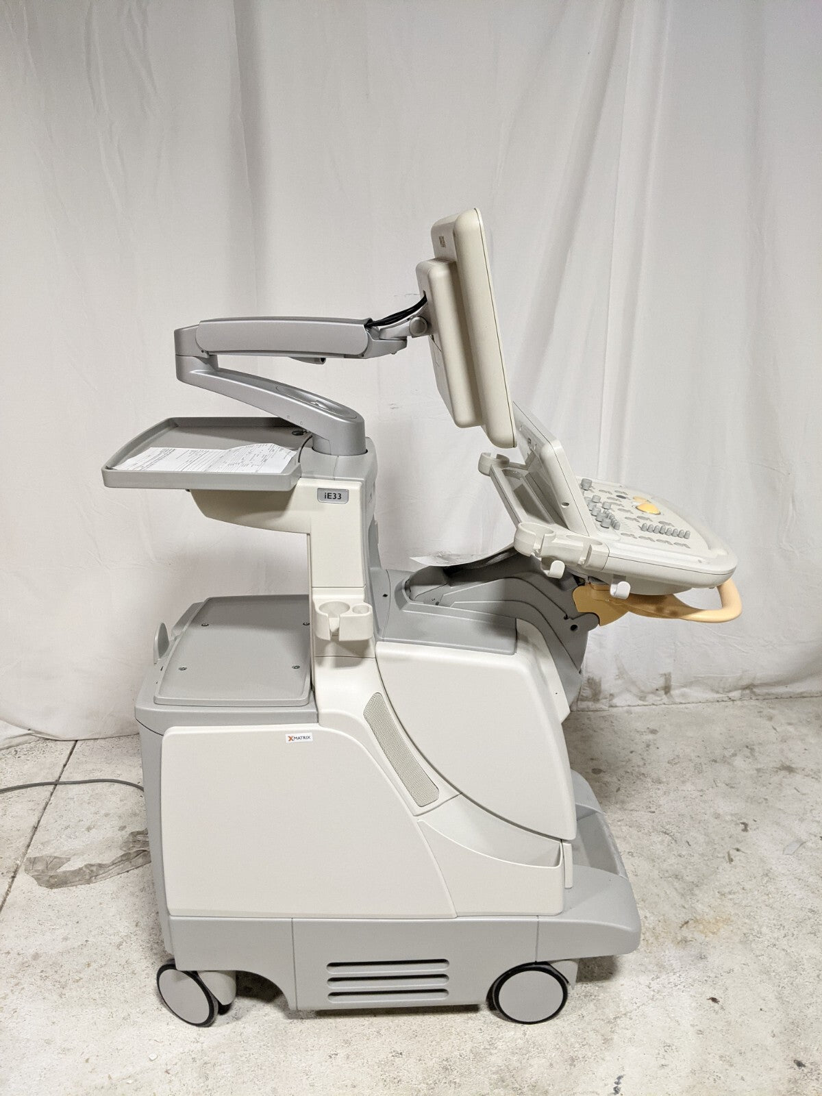 Philips iE33 G-Cart Ultrasound System with 10 Probes