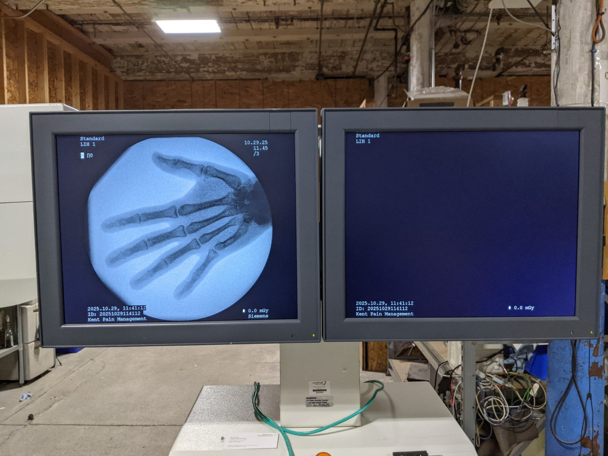 Siemens Siremobil Compact L C-Arm 08630506 with Dual Flat Screen Image