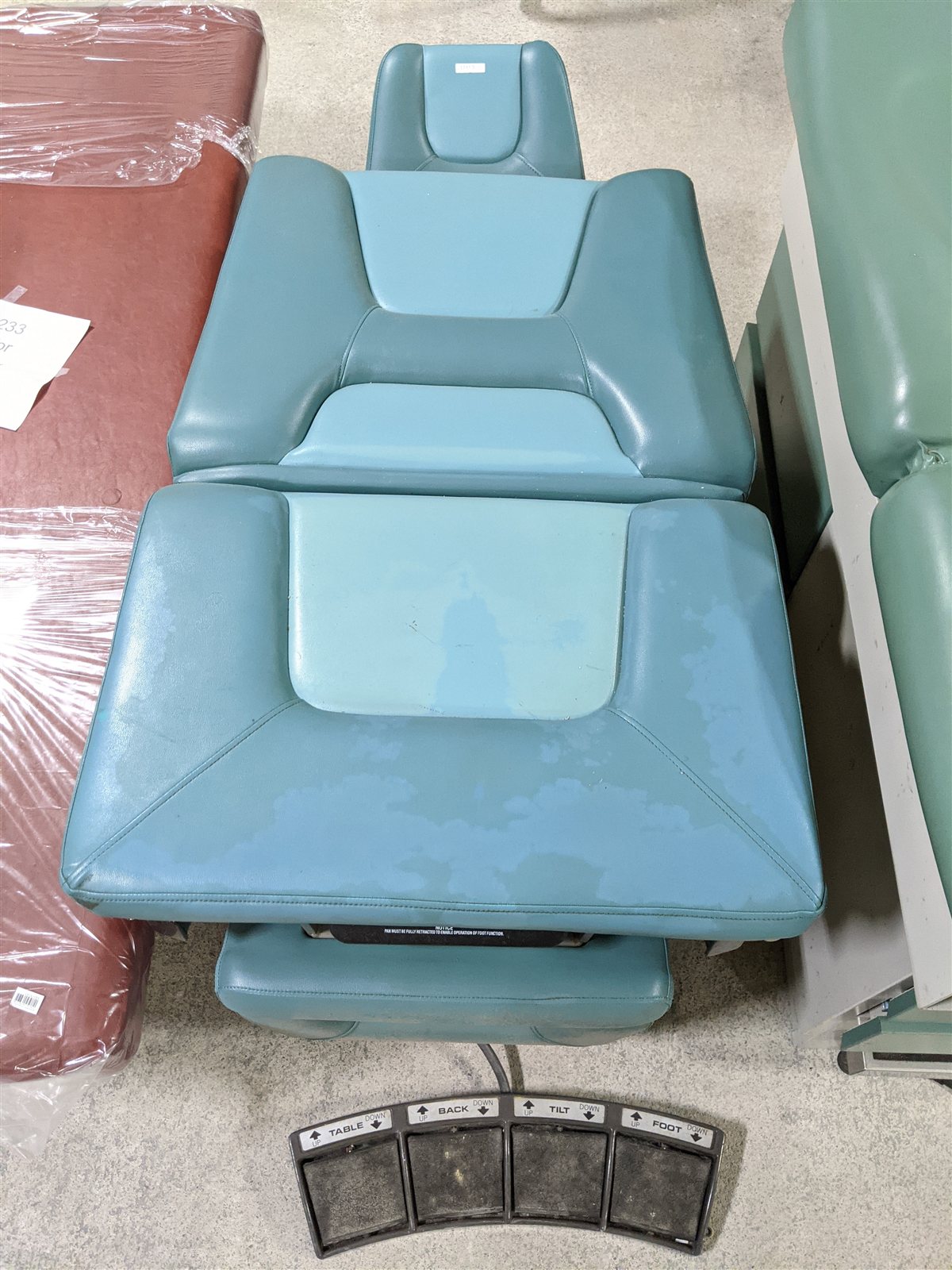 Midmark Ritter 119 Power Procedure Chair | with Footswitches