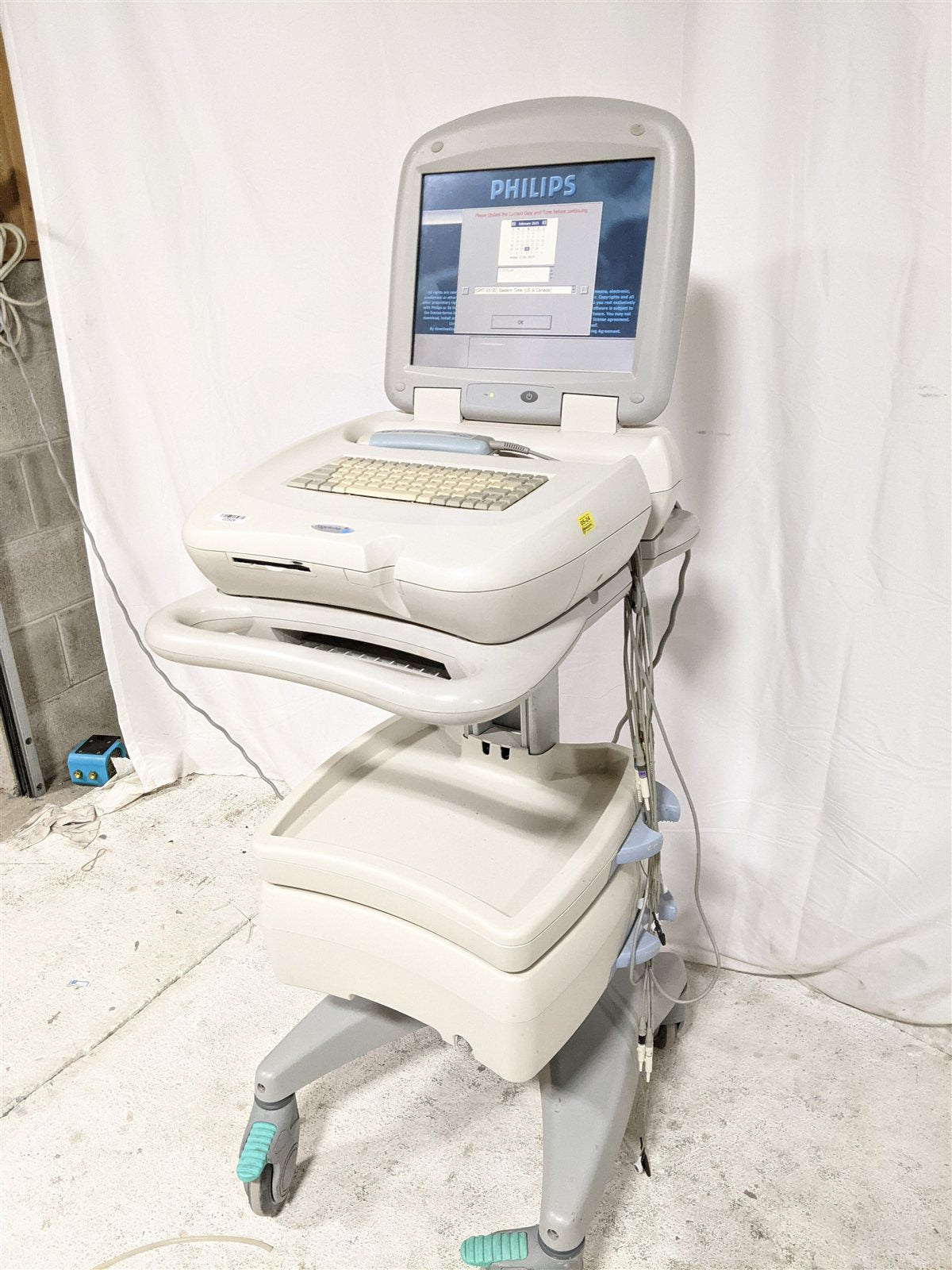 Philips PageWriter Touch 860284 EKG Machine