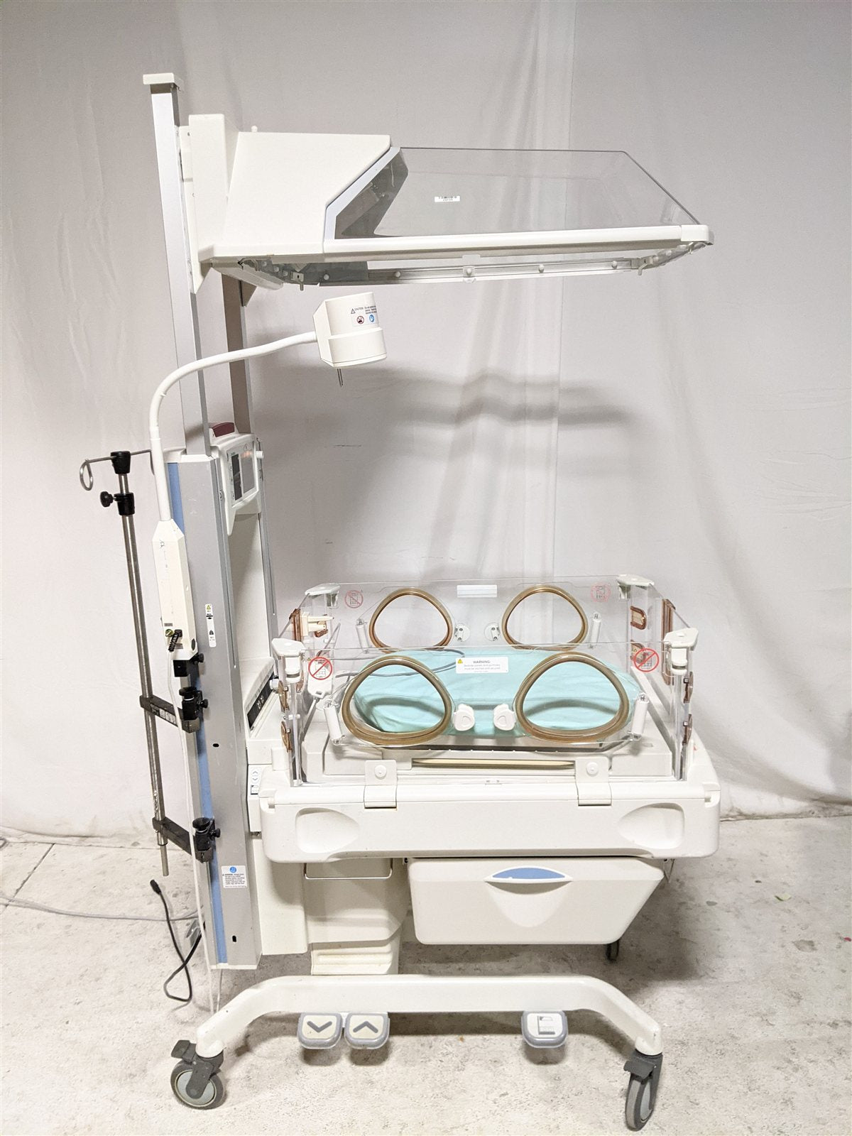 GE Omnibed Eng Ebase S-Humid Incubator