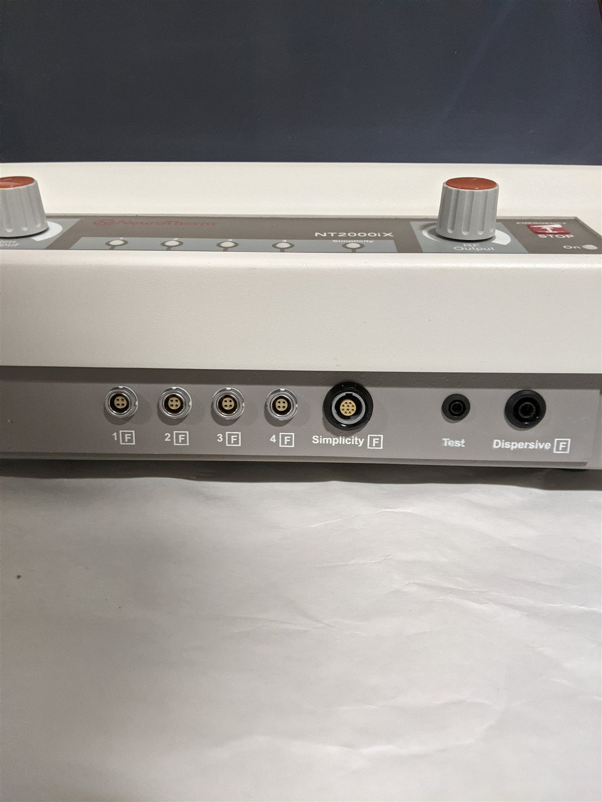 NeuroTherm NT2000iX RFG-NT-2000 Radiofrequency Generator | MFG 2016