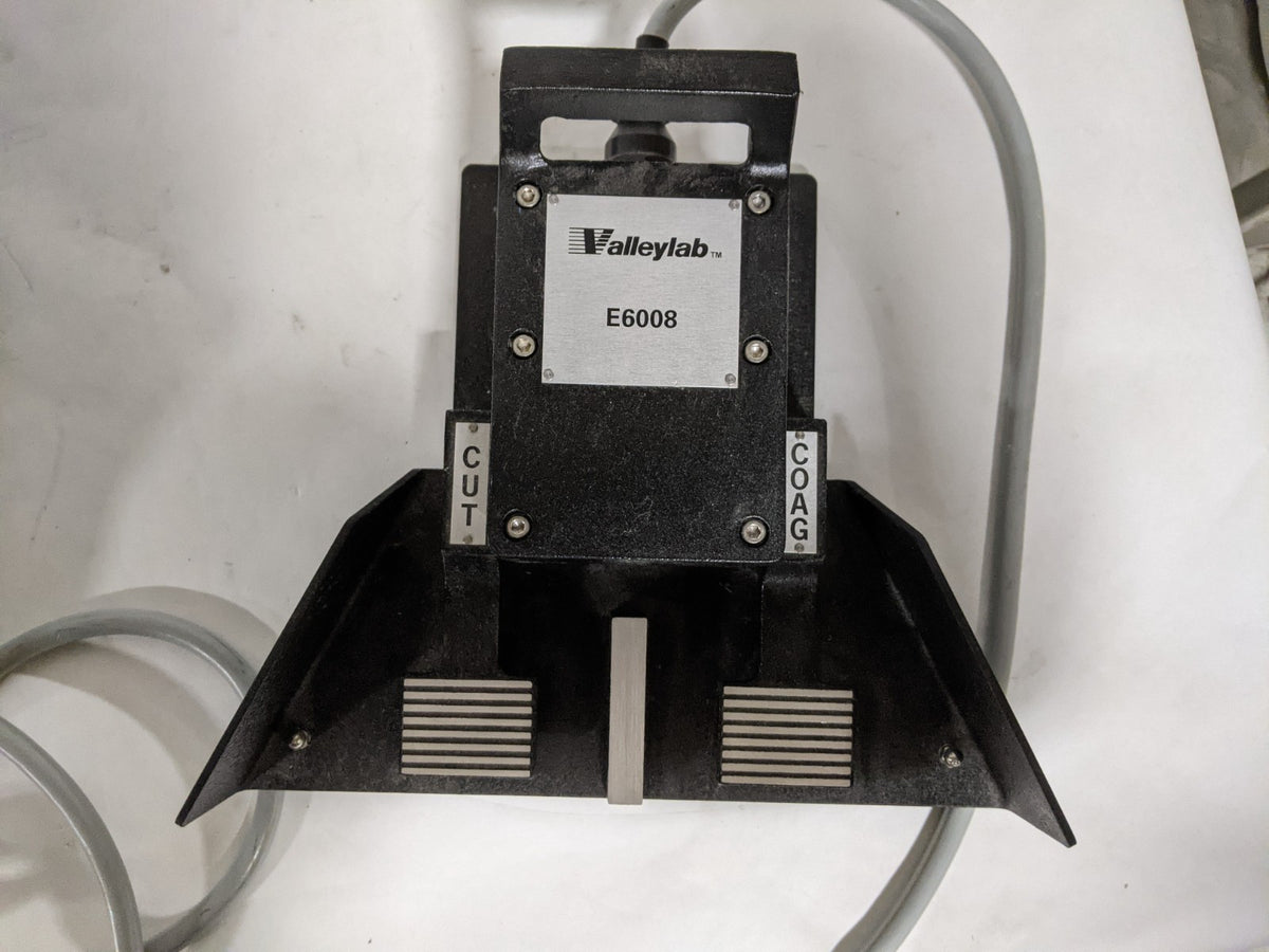 Covidien Valleylab Force FX-CS ESU Generator with Monopolar Footswitch |MFG 2010
