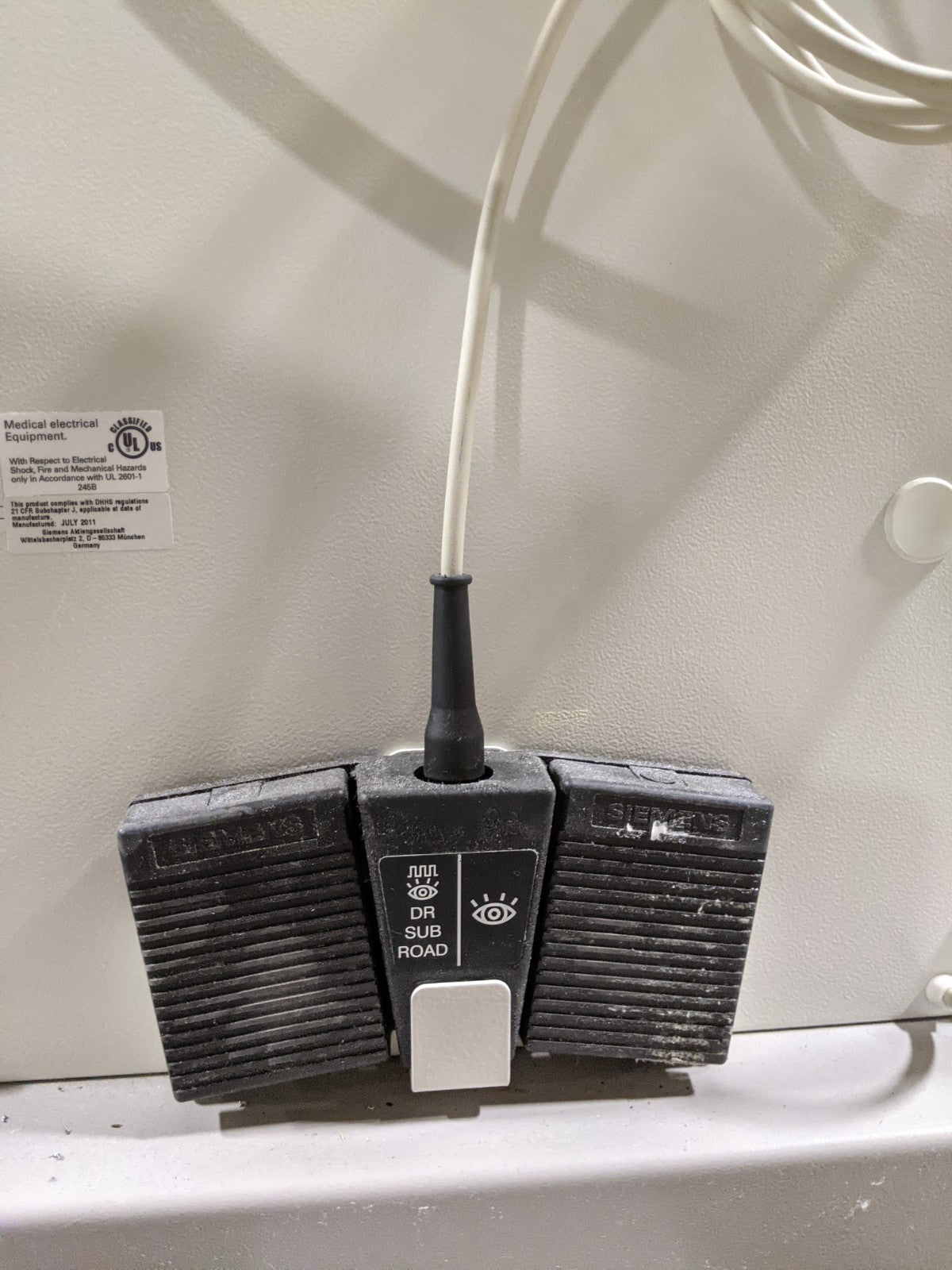 Siemens Siremobil Compact L C-Arm 08630506 with Dual Flat Screen Image