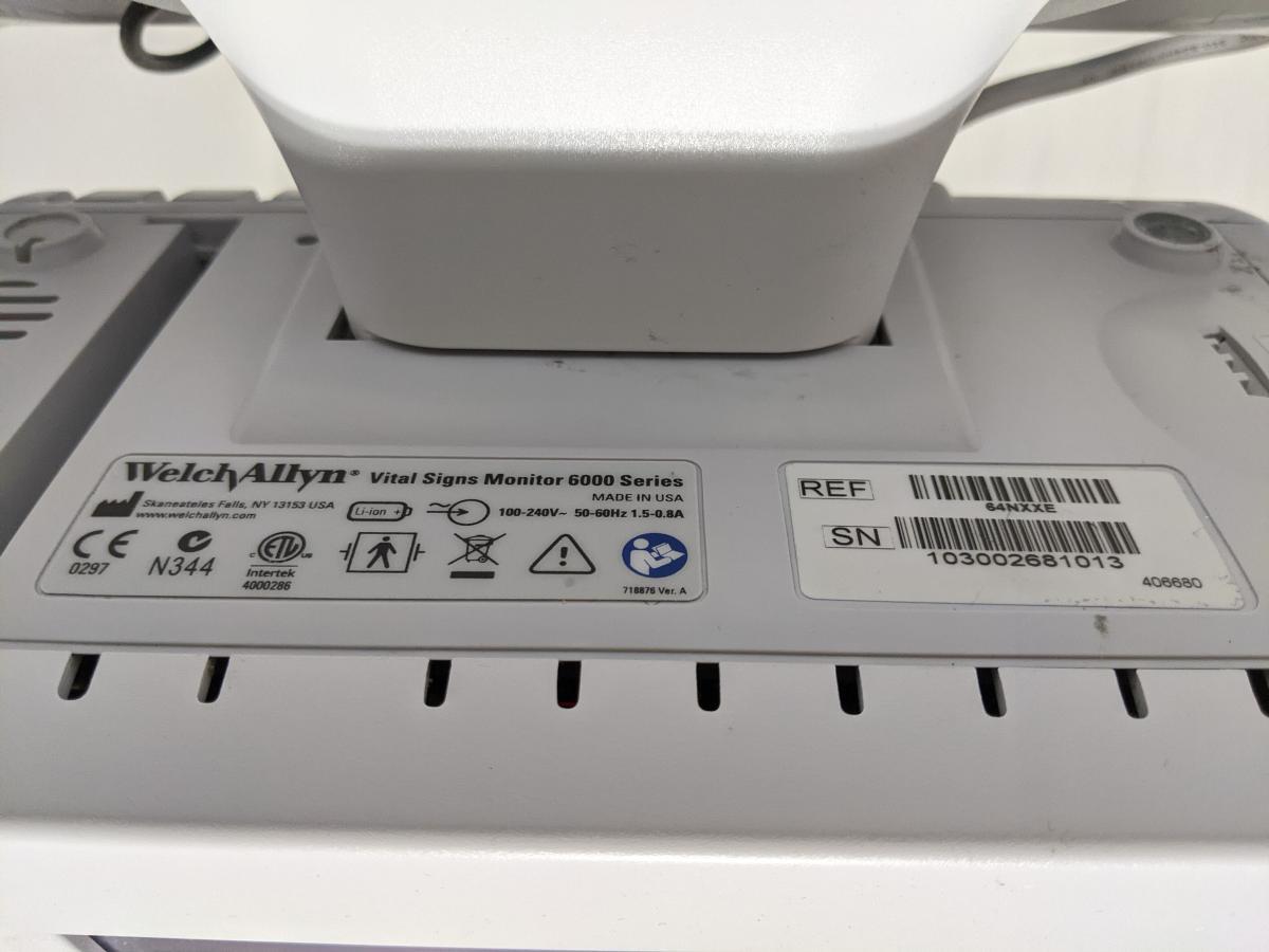 Welch Allyn 6000 Series 64NXXE Vital Signs Monitor