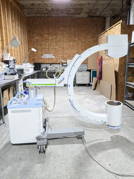 Siemens Siremobil Compact L C-Arm 08630506 with Dual Flat Screen Image