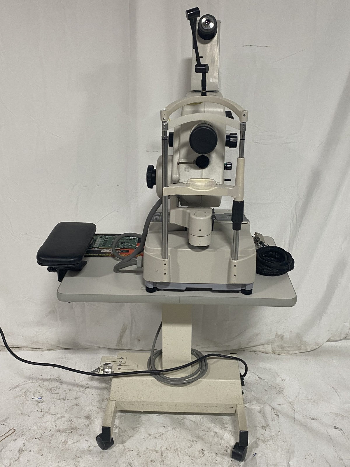 Topcon TRC-50IX Retinal Camera
