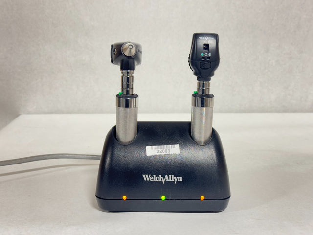 Welch Allyn 7114x Universal Charger, Otoscope, and Ophthalmoscope