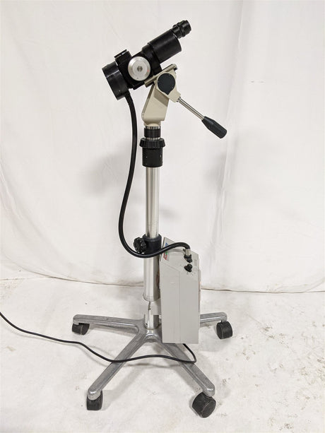 Circon Cryomedics No. 83751 Colposcope with 006031-501 150W Halogen Light Source