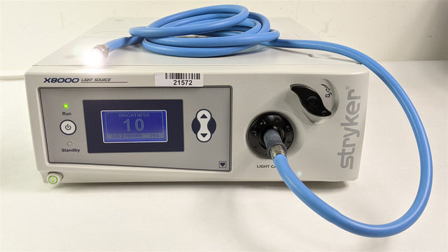 Stryker X8000 220-200-000 Light Source | 266 Hours