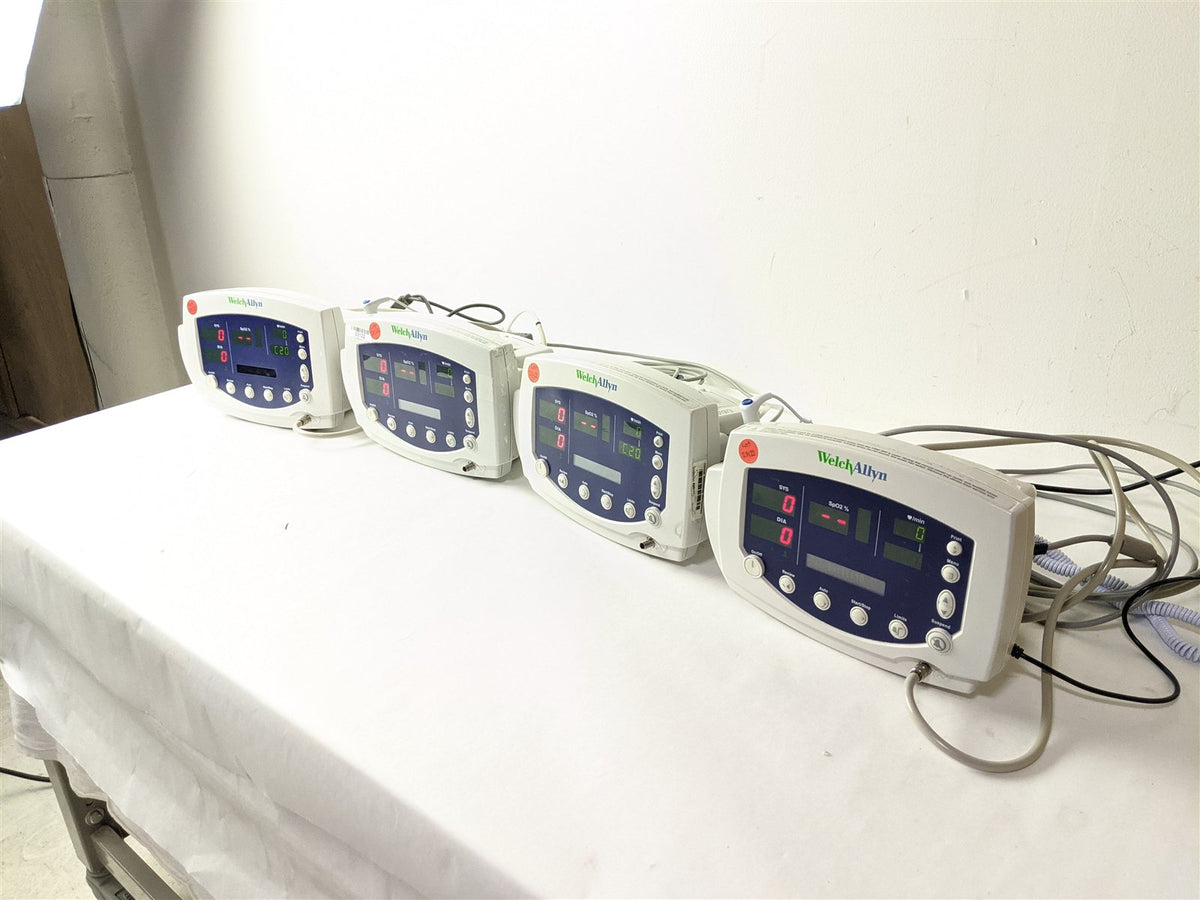 Welch Allyn 53NTP 007-0105-01 Lot of 4 Patient Monitor w/ Power Adaptor