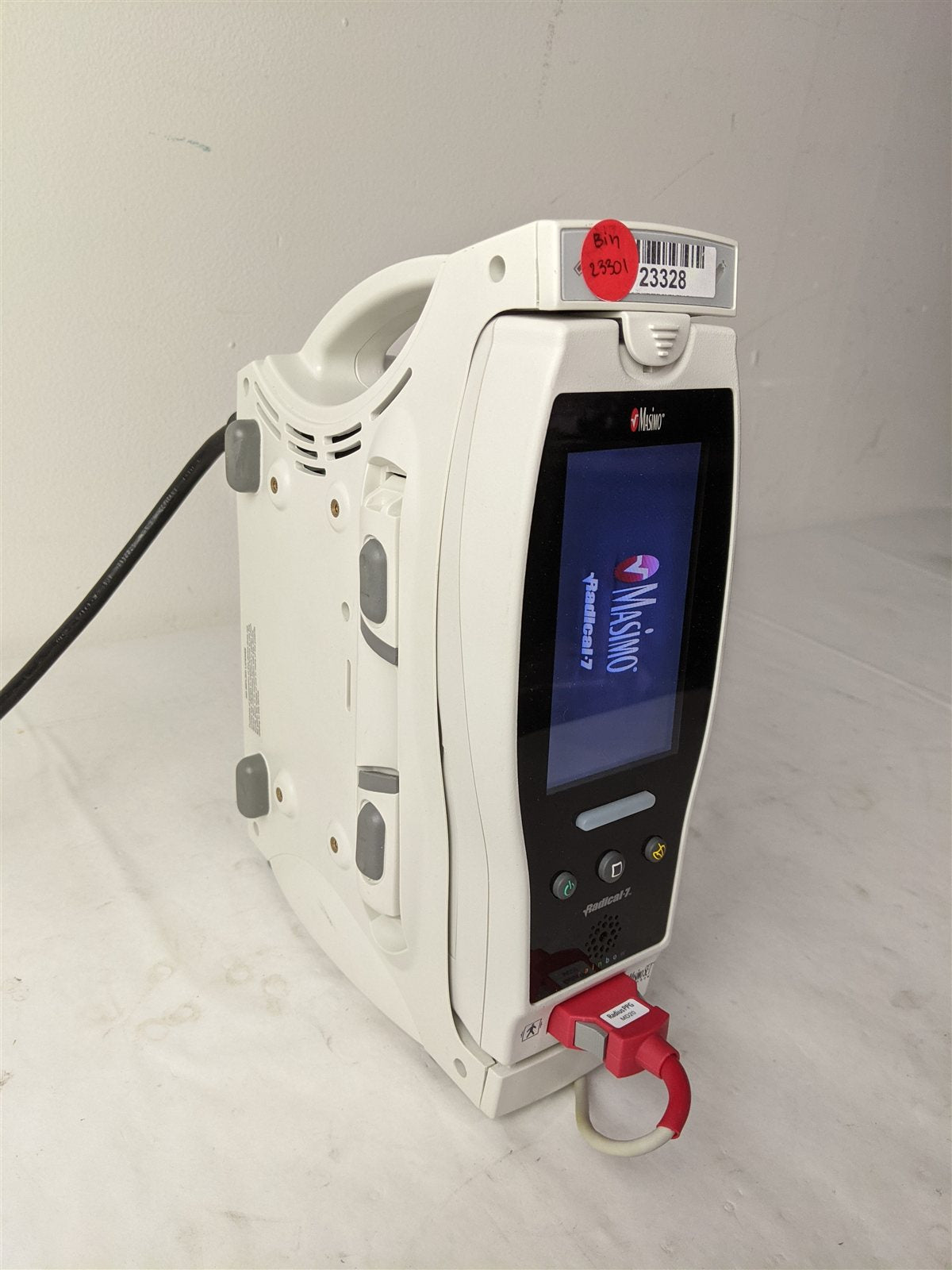 Masimo Radical 7 Rainbow Pulse Oximeter w/ Docking Station