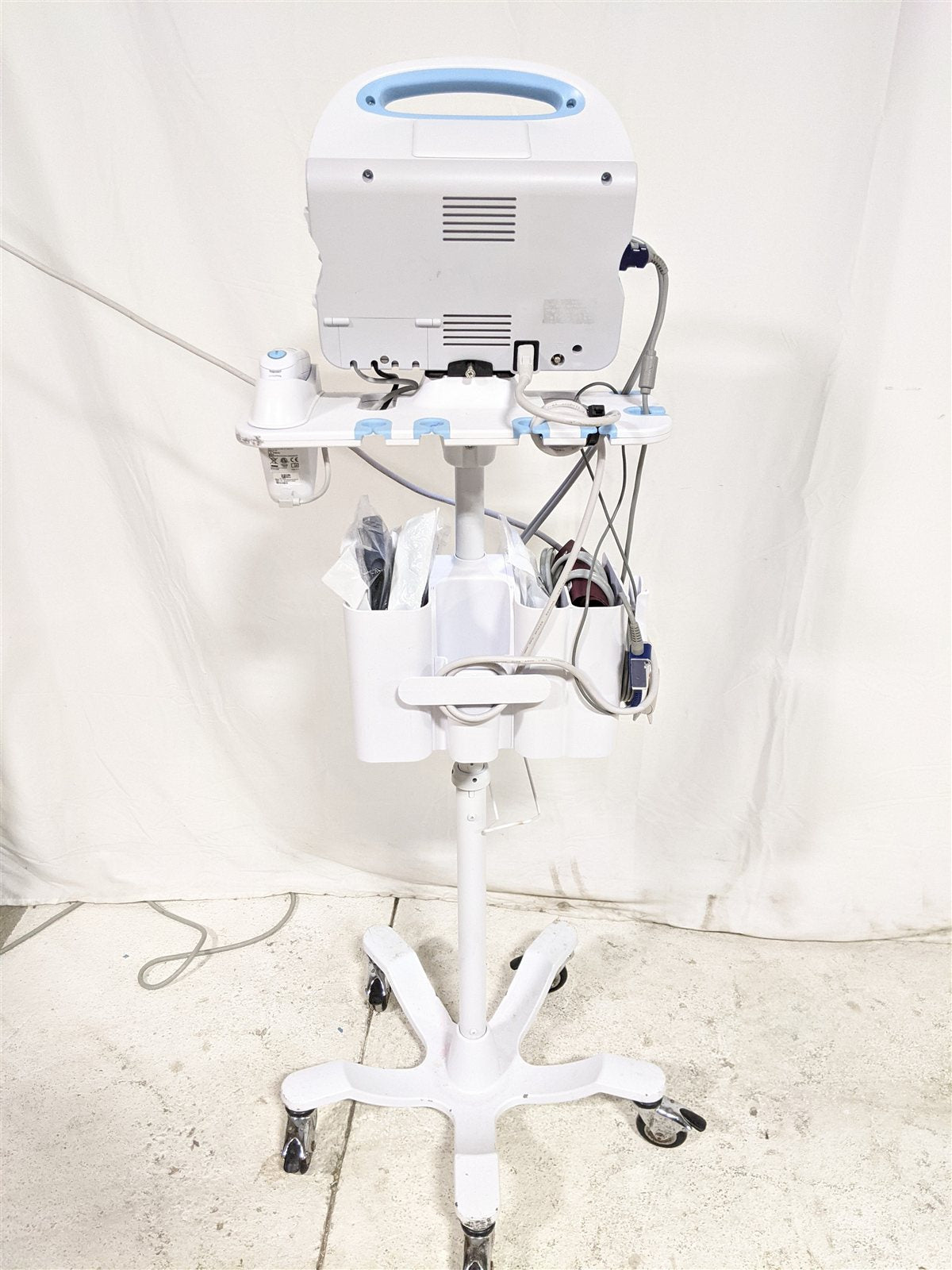 Hillrom Welch Allyn Connex VSM 6000 Vital Signs Monitor w/ ThermoScan PRO 6000