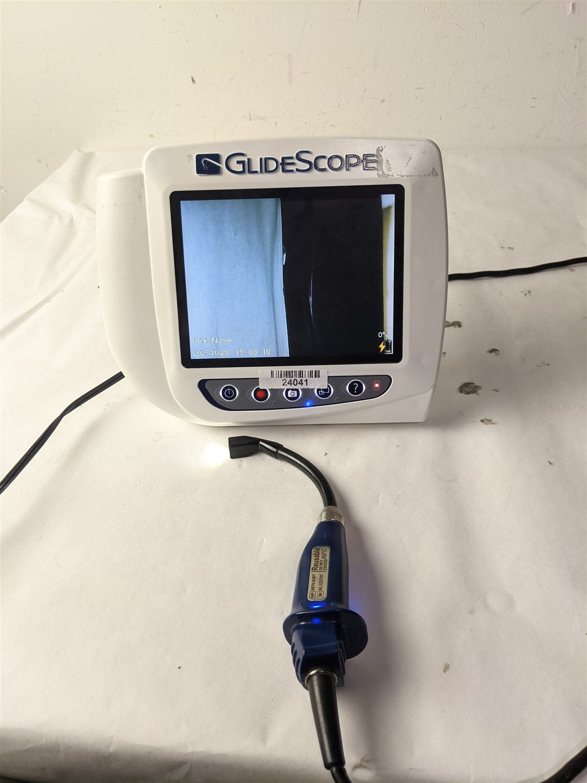 Verathon Glidescope Video Monitor with AC Adapter and AVL Video Baton